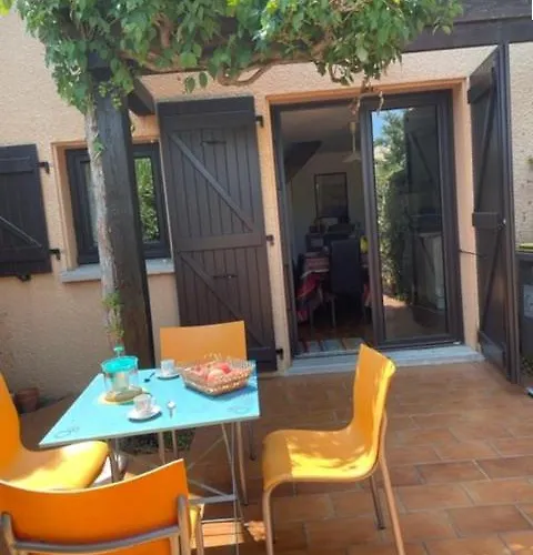 아파트 Charmante Maisonnette 5are44 Charming Little House With Lovely Outdoor *